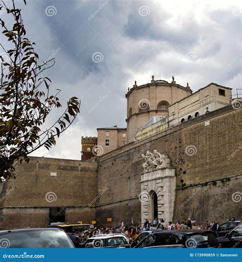 viale vaticano museum